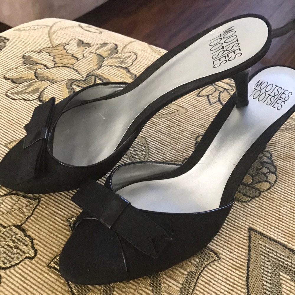 🆕Mootsies Tootsies mules 10 blk w bow kitten heel